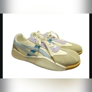 DeFlorance Cloudea Sneakers